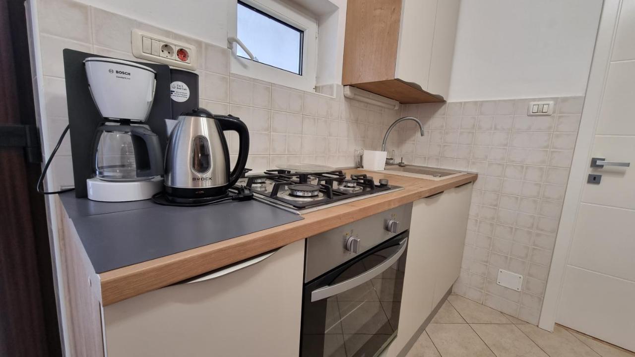 App Carla Apartment Novigrad  Exterior photo
